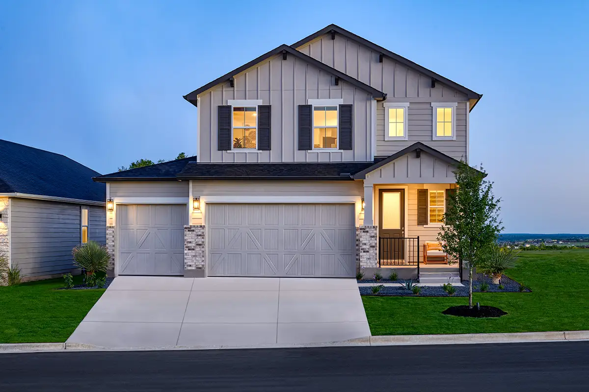 Exterior of the 2-story Maple floor plan